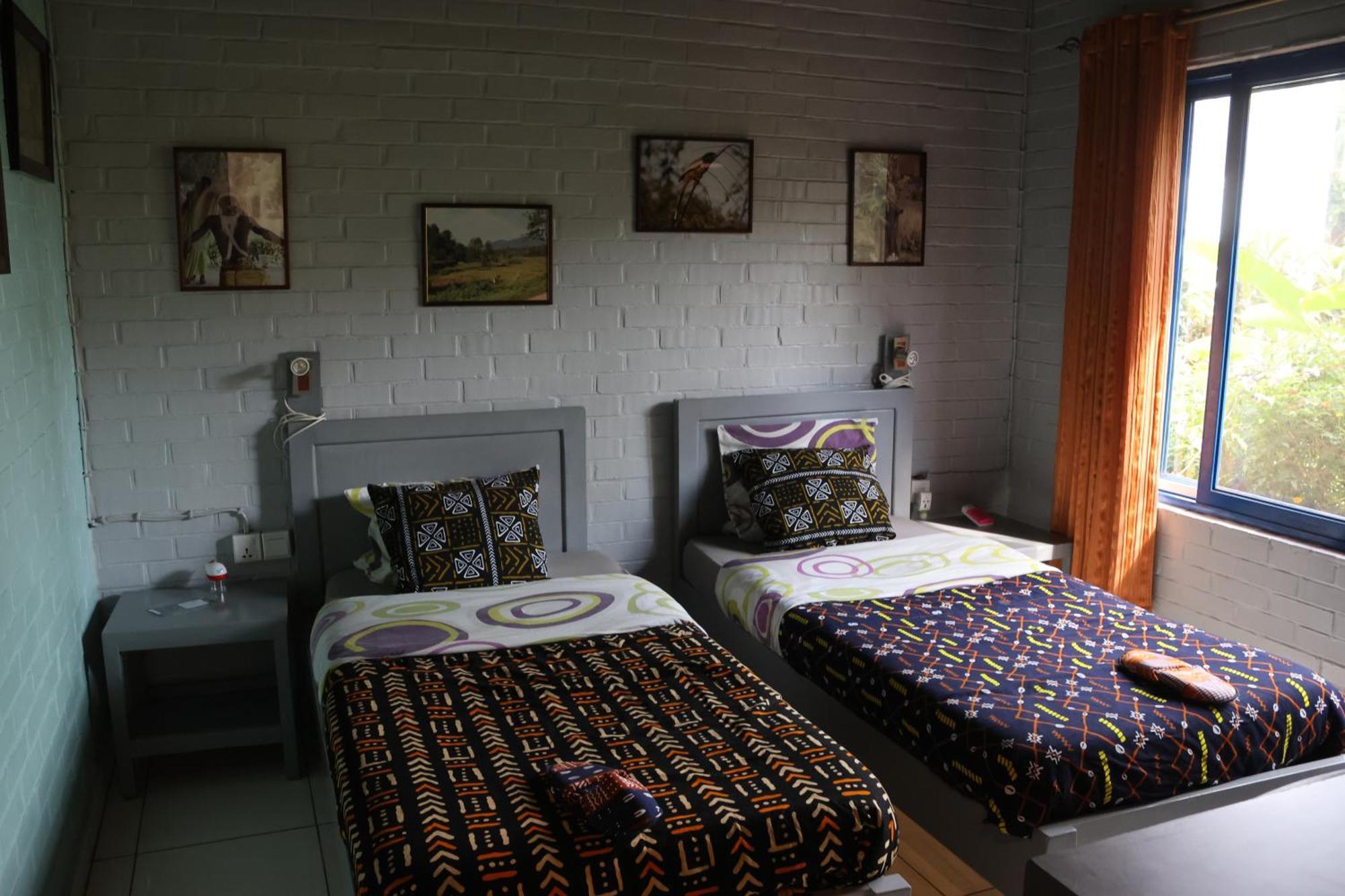 Umusambi B&B Kigali Exterior photo