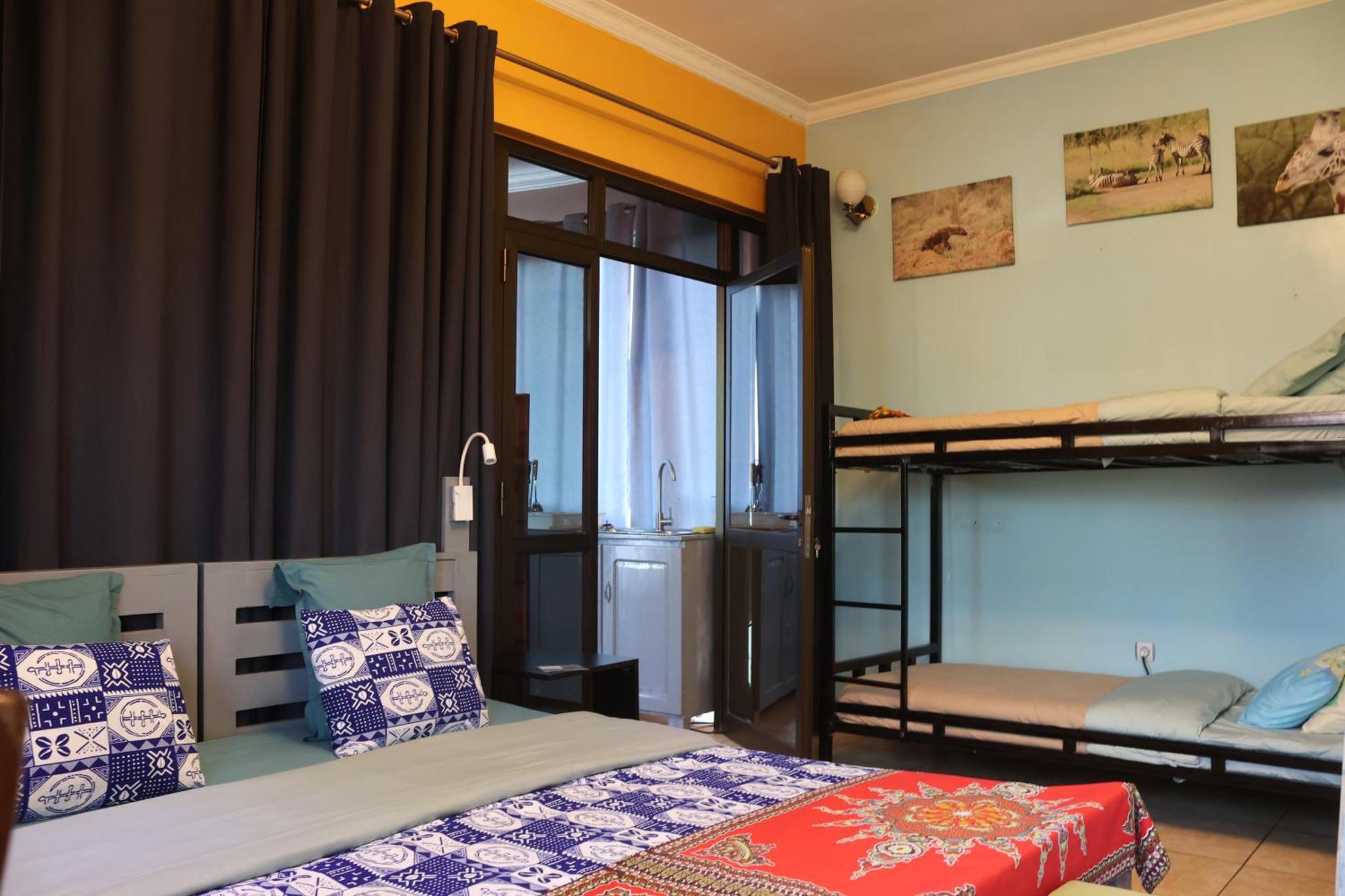 Umusambi B&B Kigali Exterior photo